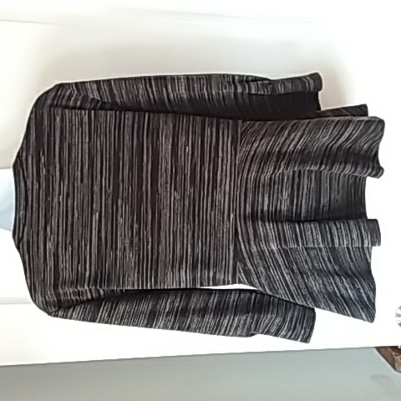 H Halston double breast style jacket - Picture 4 of 7